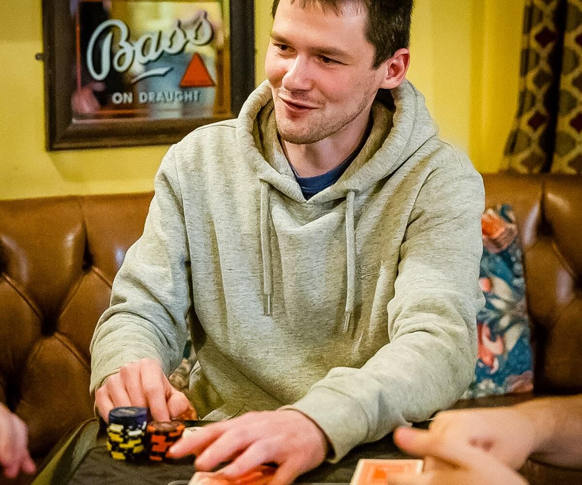 poker night at the globe the globe