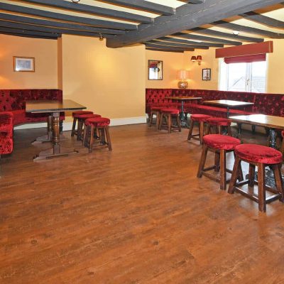 the-roebuck-chesterton-caldmore-taverns-gallery-images(13)